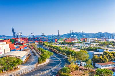 工业机器人选用中国上海跨境物流运到美国洛杉矶